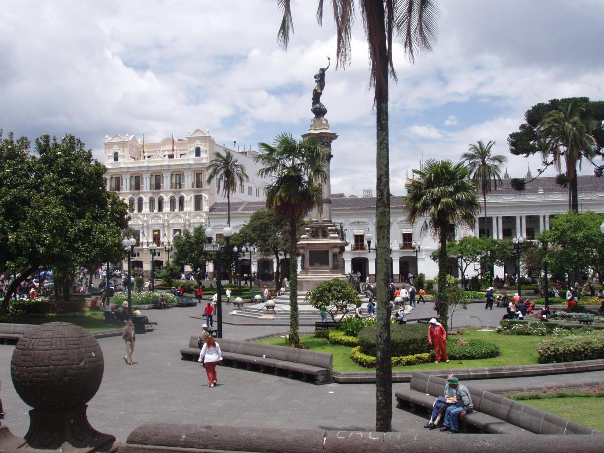 Hotel Cayman Quito Ngoại thất bức ảnh